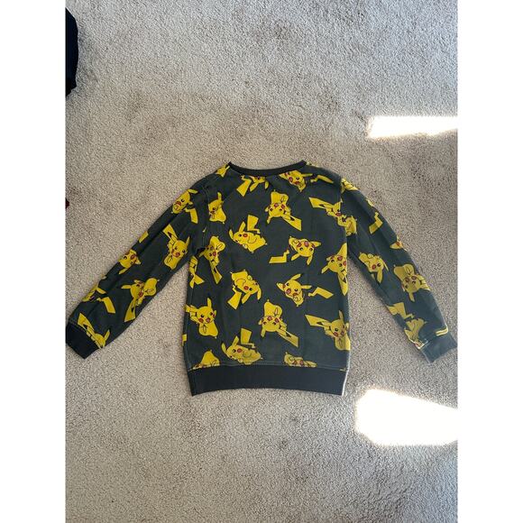 Pokemon Pikachu crew neck sweatshirt, size Medium - Picture 2 of 4